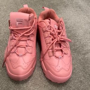 Fila size 7 pre -own